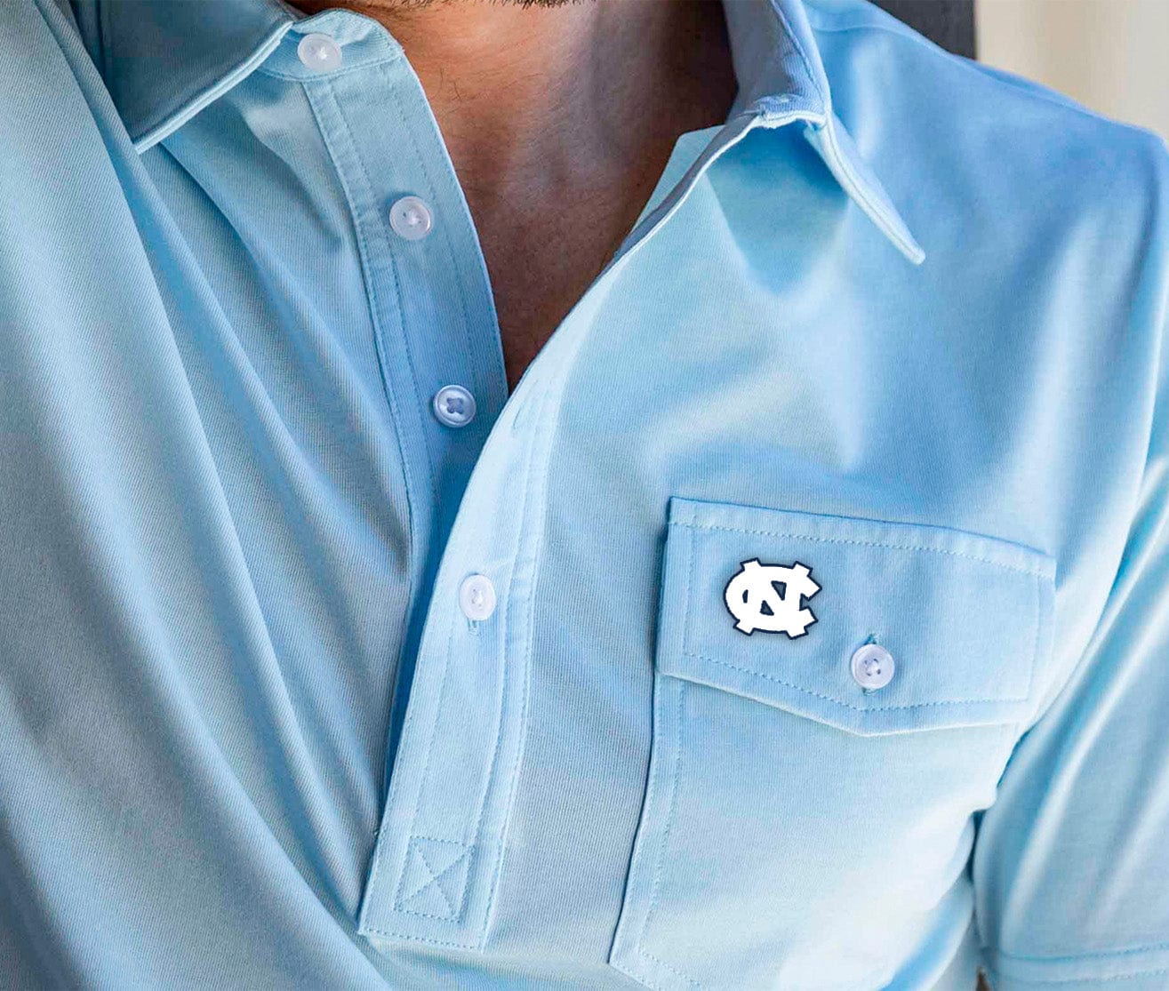 Criquet North Carolina in Coach's Players Shirt, UNC Interlock, Lt. Blue, lifestyle photo