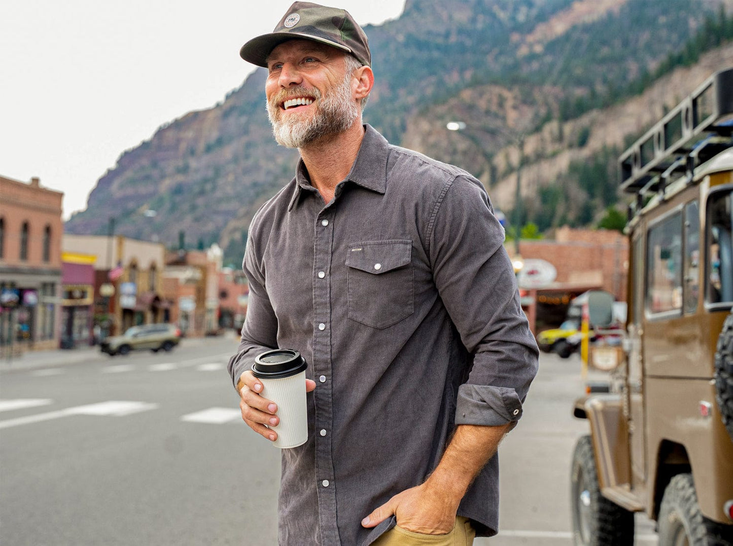 Corduroy Pearl Snap - Charcoal