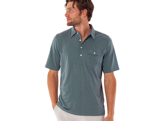 Criquet Performance Players Shirt in Cascades, studio photo