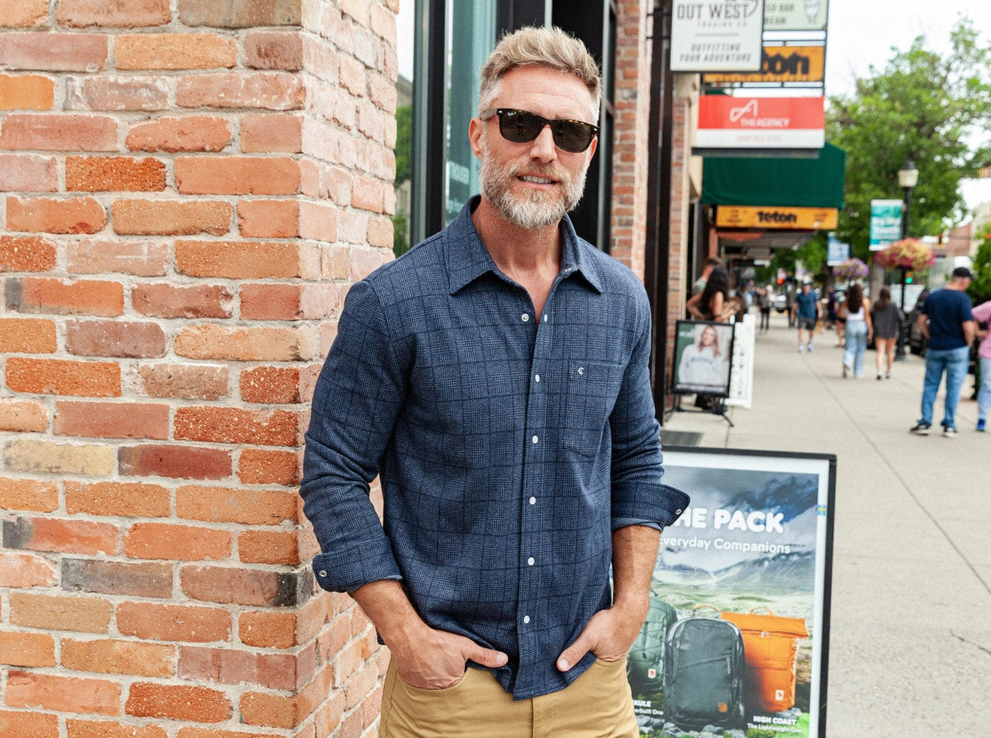 Chill-Knit Plaid Pearl Snap - Navy Jacquard