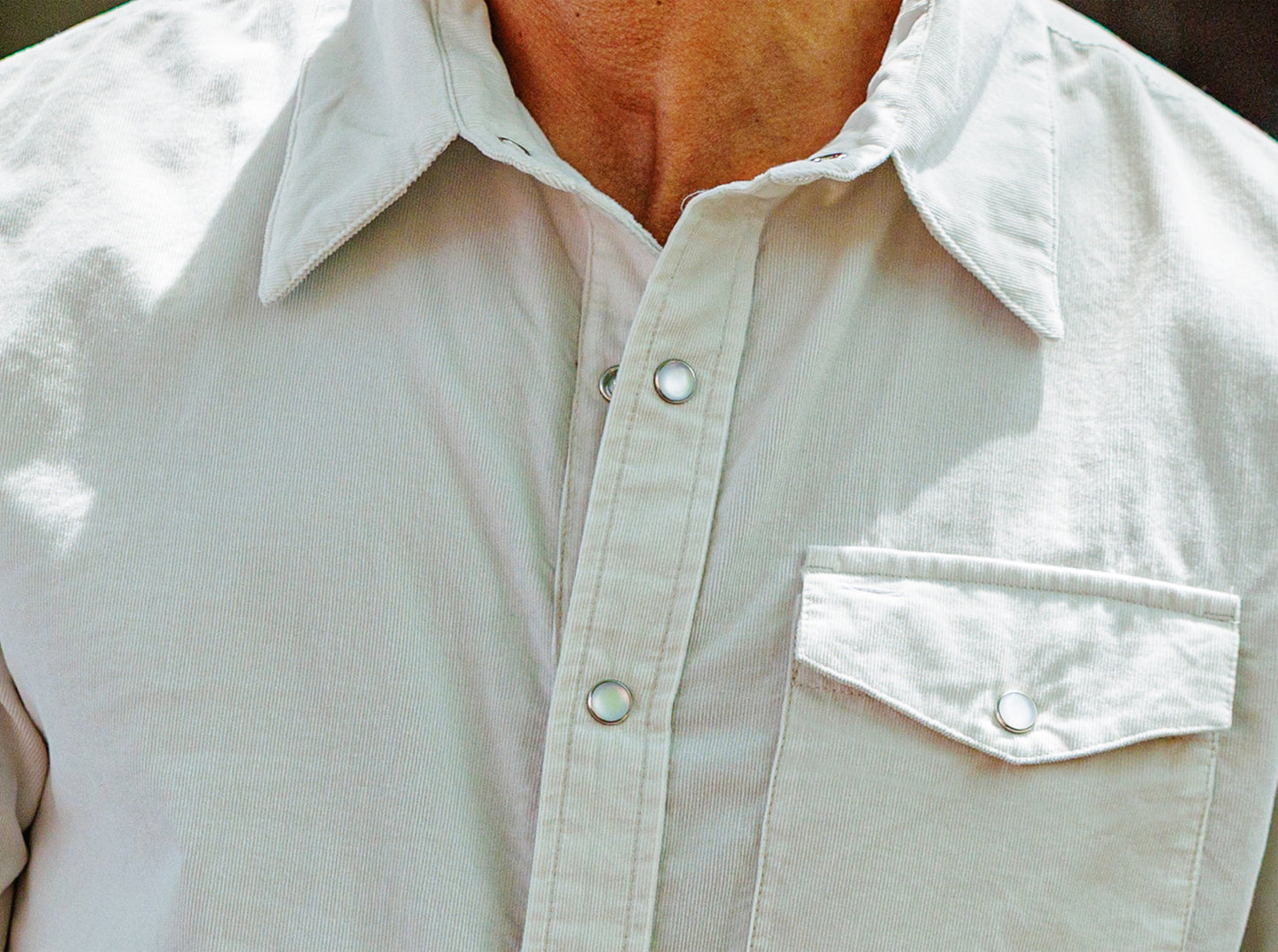 Short Sleeve Corduroy Pearl Snap - Silver Dollar